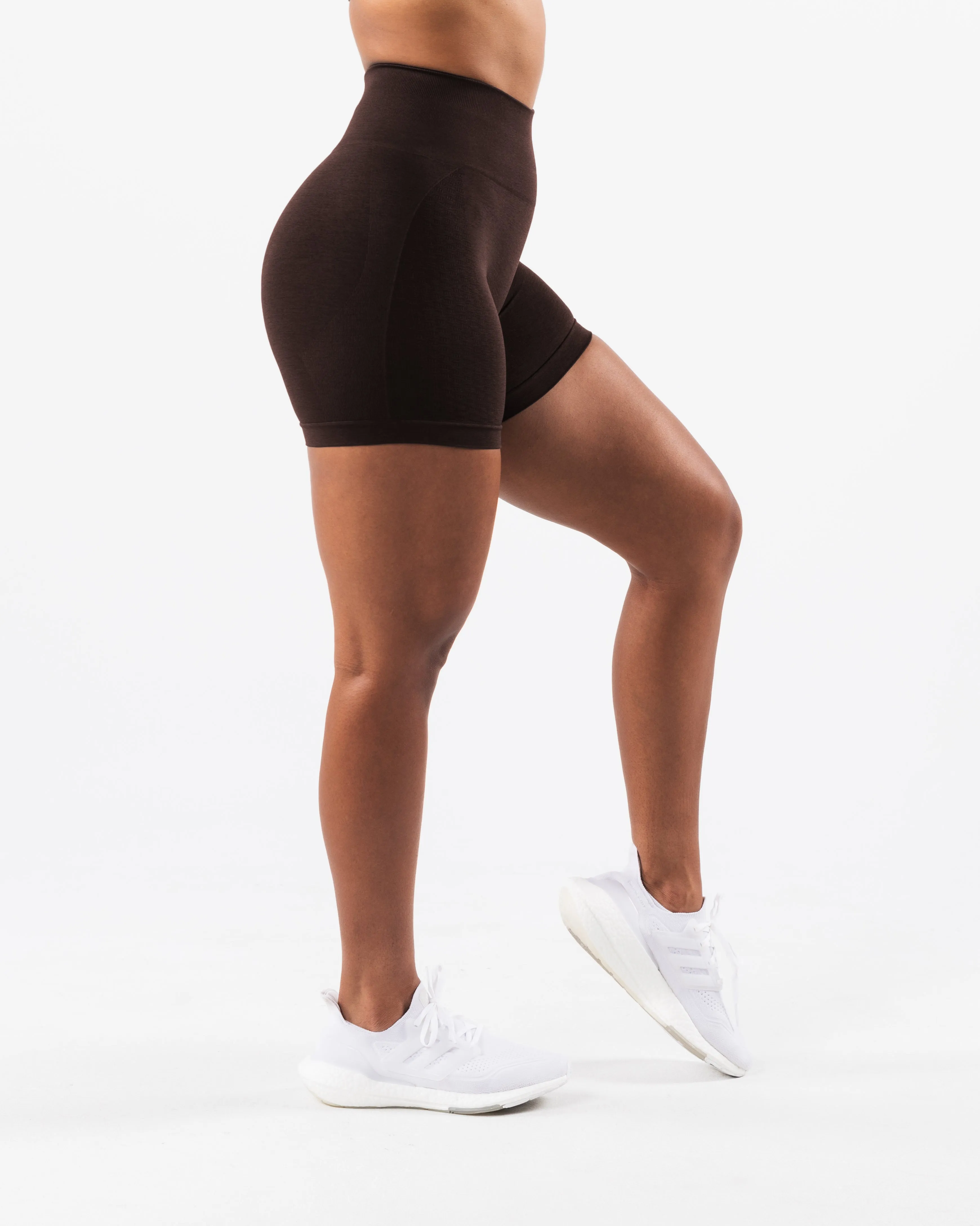 Amplify Contour Short 5" - Cashmere