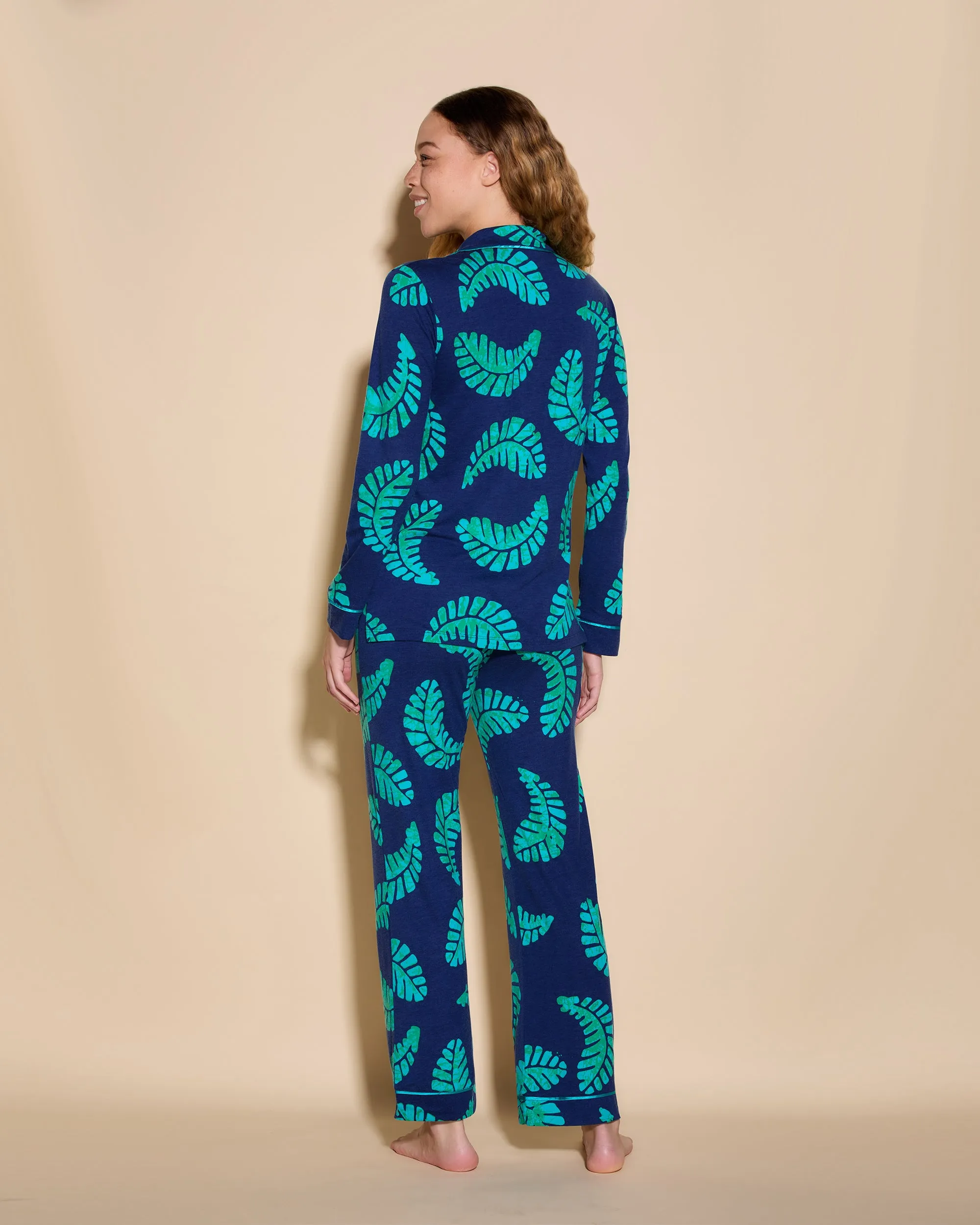 Conjunto De Pijama Con Camisa De Manga Larga Con Tres Bolsillos Y Pantalones