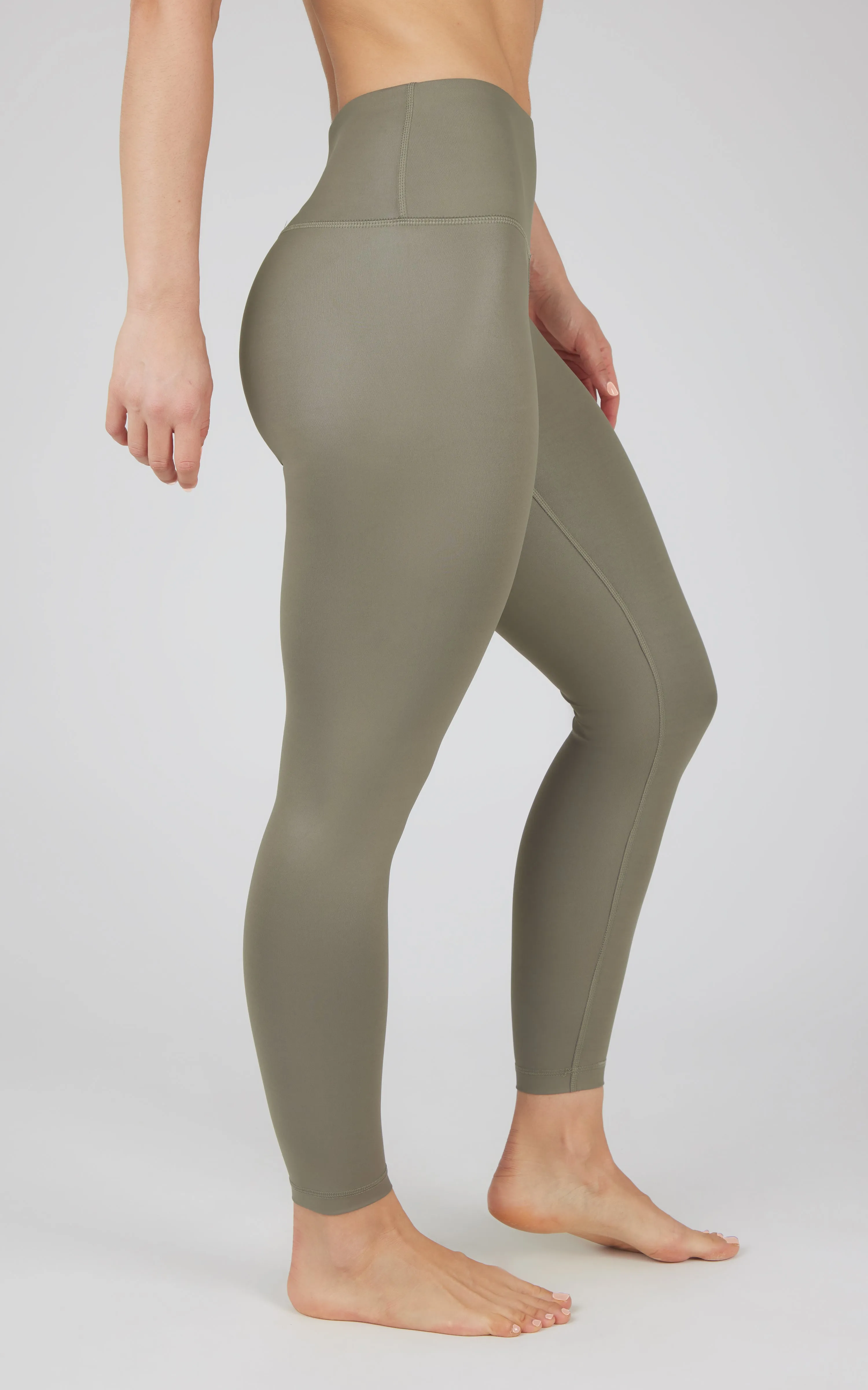 Interlink Faux Leather High Waist Cire 7/8 Ankle
