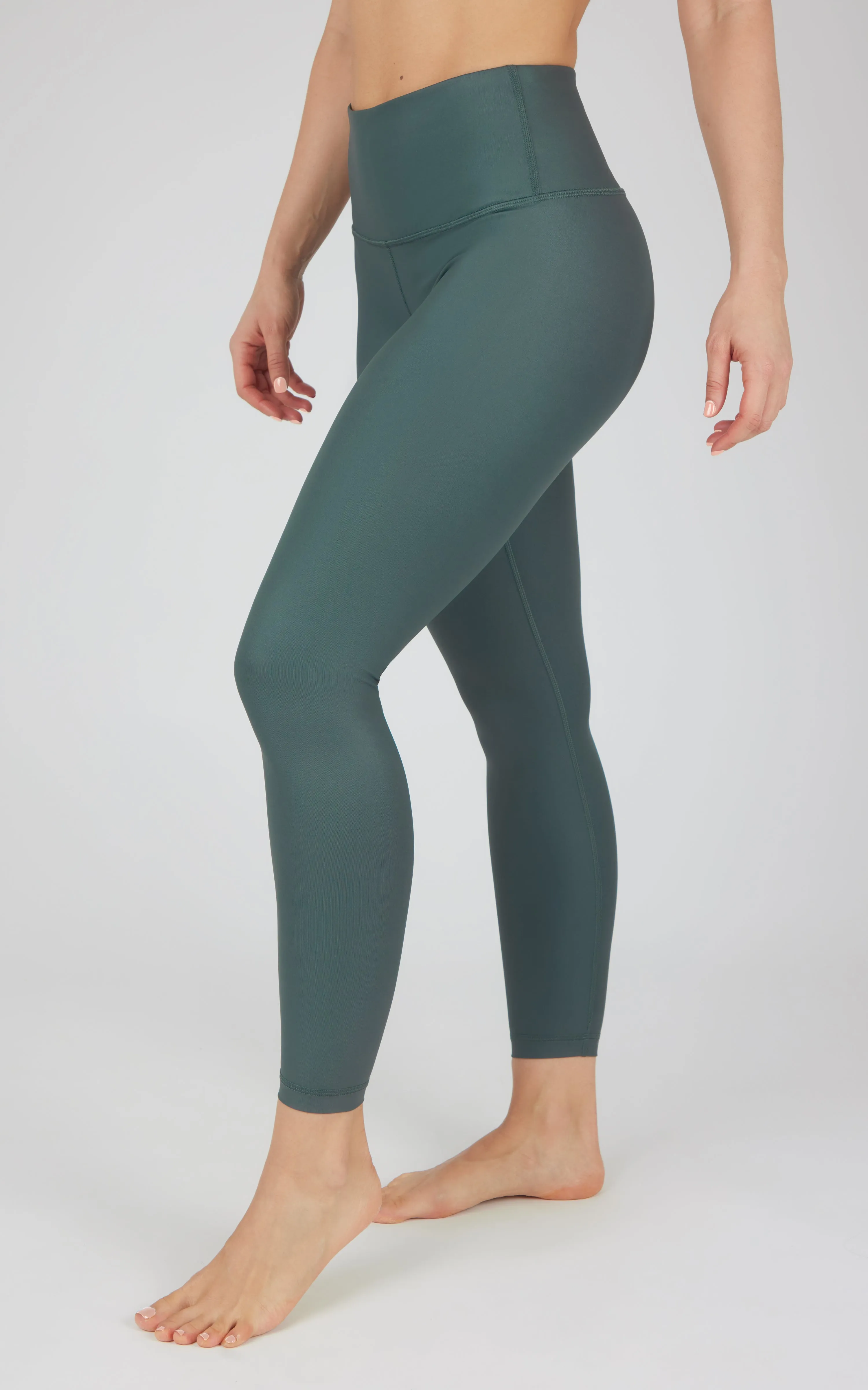 Interlink Faux Leather High Waist Cire 7/8 Ankle