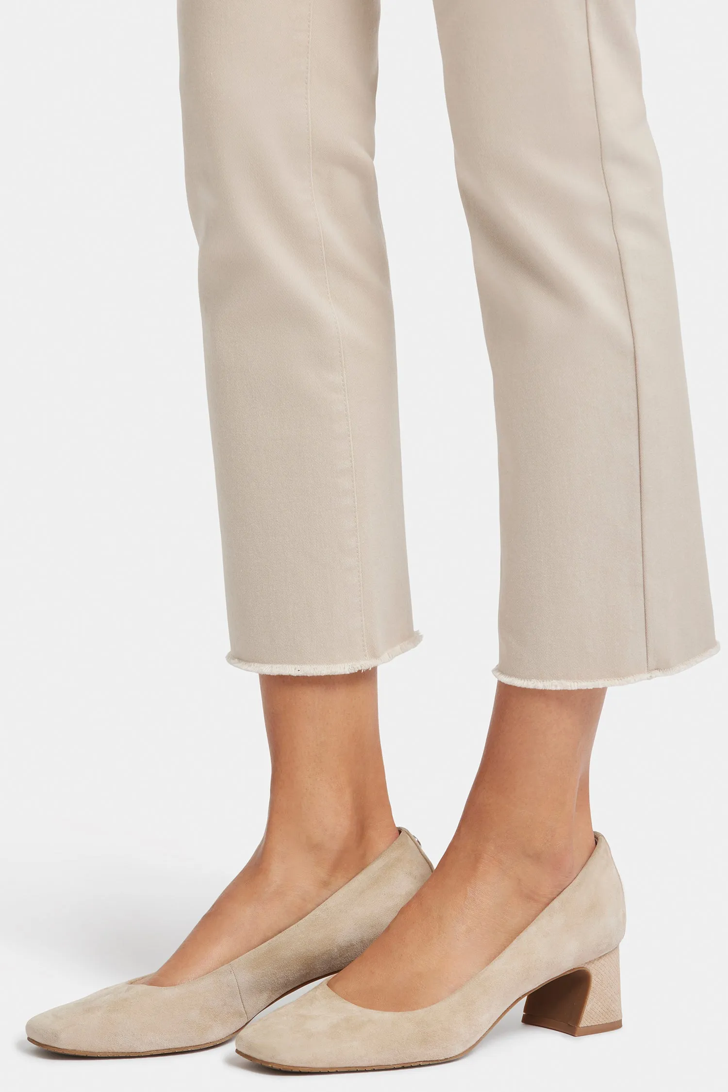 Sheri Slim Ankle Jeans In Petite - Feather